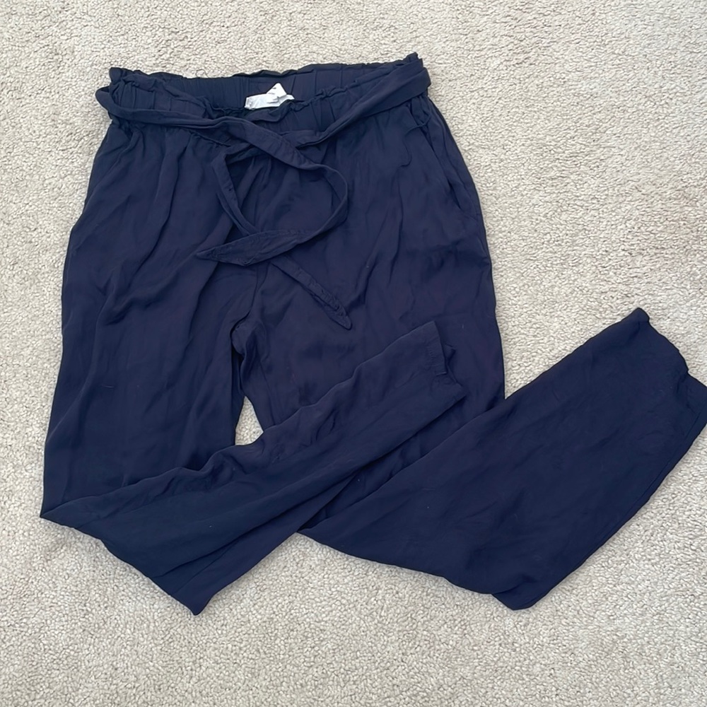 BCBGeneration navy blue paper bag high waisted pants with tie waist and pockets